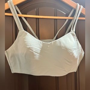 Lululemon “like a cloud” sports bra - size 8